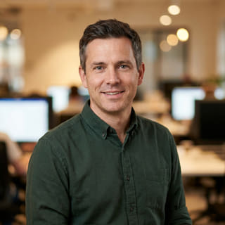 Daniel Carter, directeur de la technologie chez Mistral Rendia, dans une image de profil